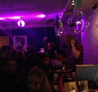 Shakers Bar