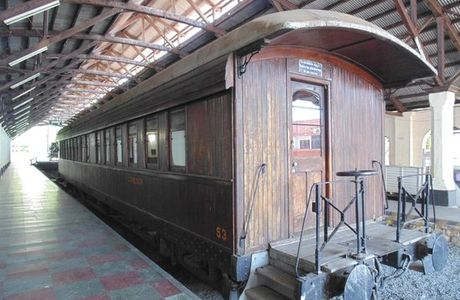 Museo de la Estacion Central del Ferrocarril Carlos Antonio Lopez
