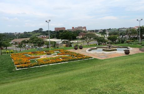Chatsworth Centre