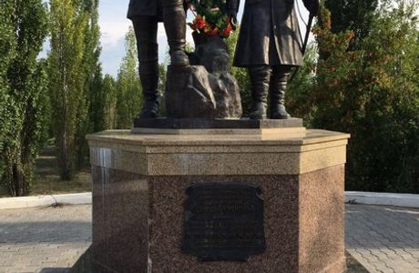 Monument to Rychkov and Uglitskiy