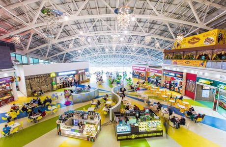 Cosmoport Shopping Mall