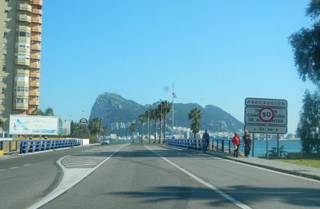 Paseo Maritimo de la Linea de la Concepcion
