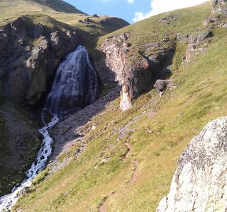Waterfall Devichi Kosy