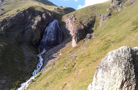Waterfall Devichi Kosy