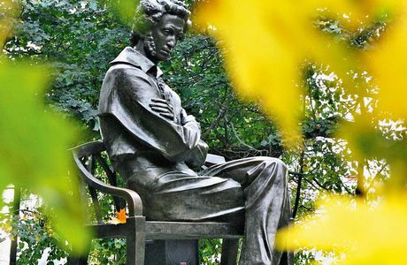 Monument to Pushkin
