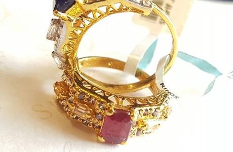 Sharif Jewellers