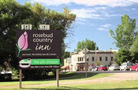 The Rosebud Inn