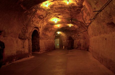 Wabasha Street Caves