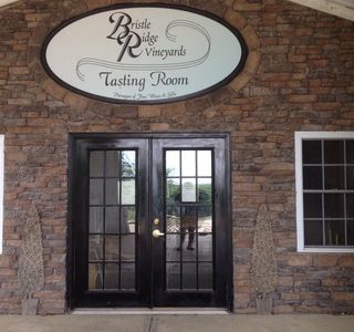 Bristle Ridge Vineyards