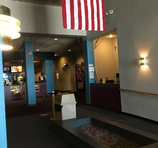 East Providence 10 Cinema