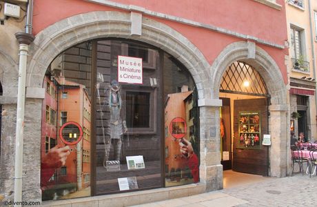 Musee du Cinema et de la Miniature