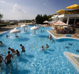 Aquarena