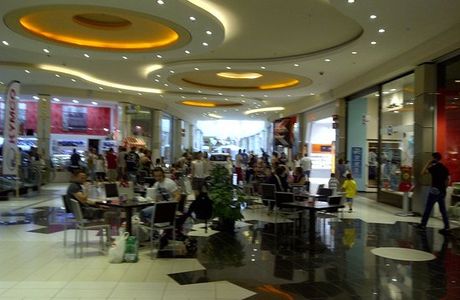 Montedoro Shopping Center