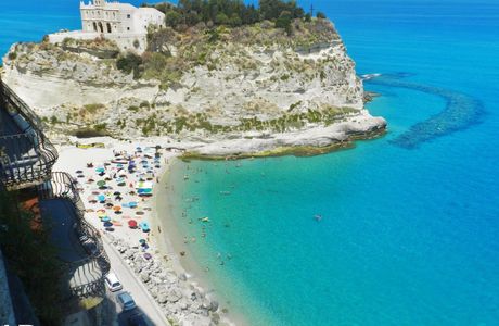 Spiaggia Libera Attrezzata AMA