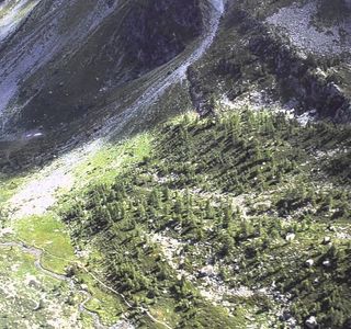 Lago di Pietra Rossa