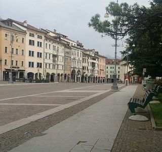 Piazza dei Martiri o Campedel