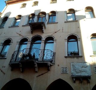 Via Mezzaterra