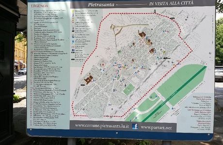 Info Point Comune di Pietrasanta + Touch Screen TerrAgir 24h