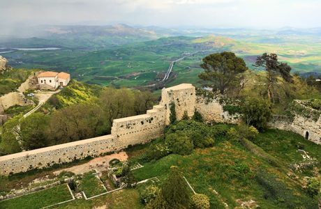 Castello di Serravalle