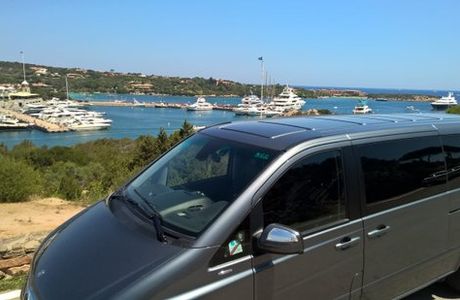 Sardinia Car Service limousine and Driver Service Taxi Orosei Sardegna