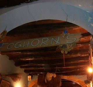 Foghorn's Risto Pub