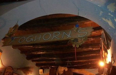 Foghorn's Risto Pub