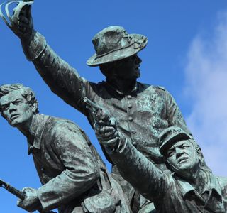 Monument to the Soldier-Builder