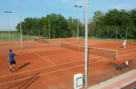 Teniski tereni Lukicevo