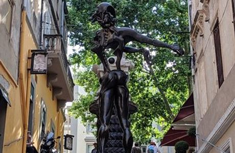 Monumento a Salvador Dali
