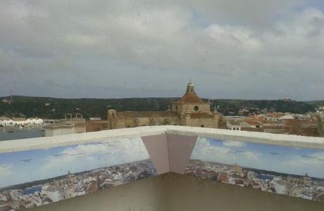 Centre D'art I D'historia Hernandez Sanz