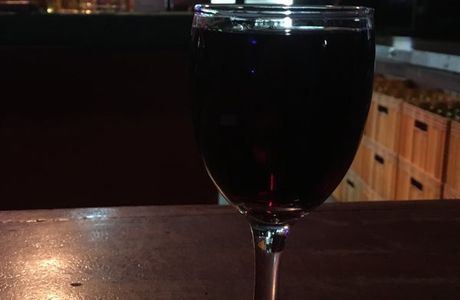 BJz Bar & Grill