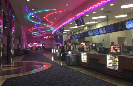 Edwards Ontario Mountain Village Stadium 14