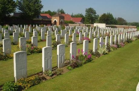 Cambrin Military Cemetery