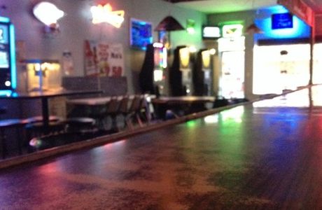 Zippo's Restaurant & Bar