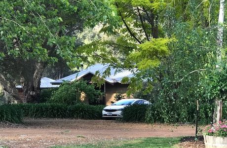 Jalbrook Estate Gardens