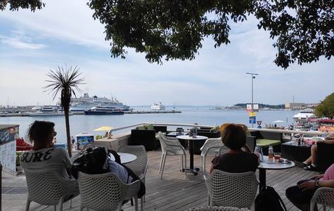 Caffe Bar Le Monde 1