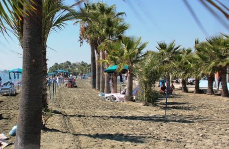 Yiannades Beach