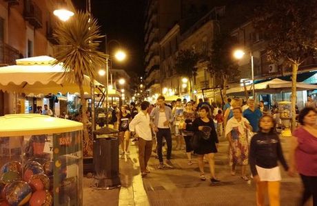 Piazza V. Veneto e Corso Garibaldi