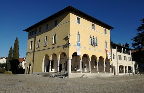 Corso Roma, le Torri, i Portici, i Palazzi