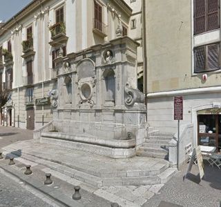 Fontana dei Caracciolo o di Bellerofonte