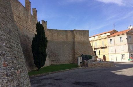 Le Mura Castellane