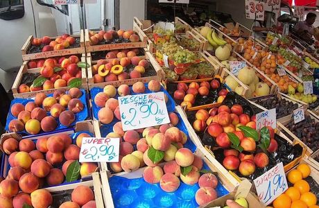 Mercato di Luino
