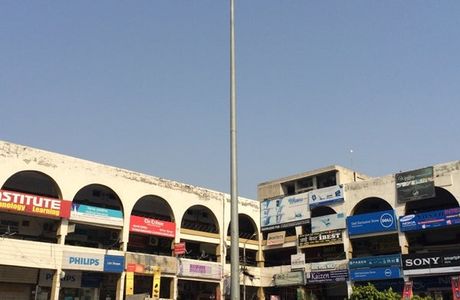 Nehru Shopping Complex