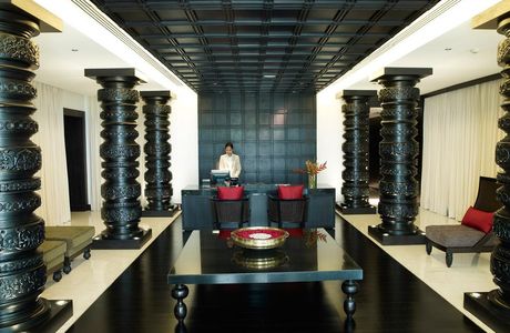 Sohum Spa Crowne Plaza Kochi