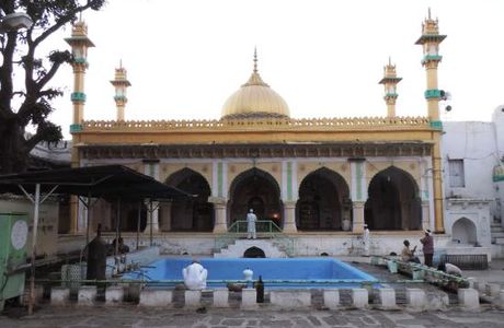Alamgir Dargah