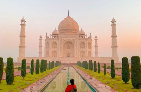 Sonam Tour and Travel Agra
