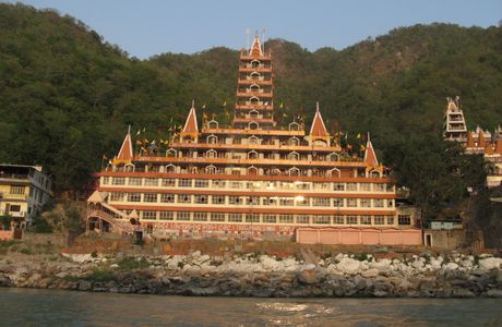 Tera Manzil Temple