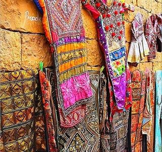 Arjun's Textiles