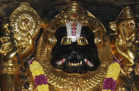 Yoga Narasimhar Temple