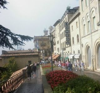 San Marino Outlet Market